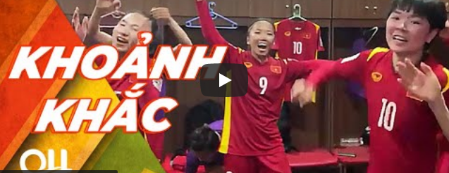 Các cô gái vàng tuyển nữ Việt Nam hát vang ca khúc trong niềm vui chiến thắng